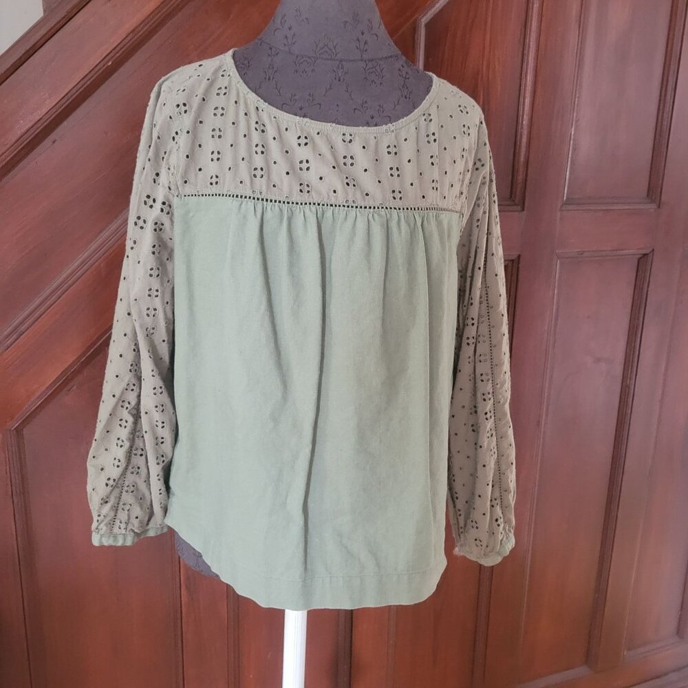 J.Crew Mercantile Eyelet-Detail Blouse L Sage Green Linen Long Sleeve Boho Top